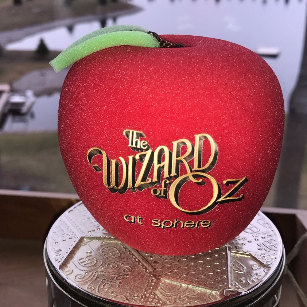 Wizard of Oz apple